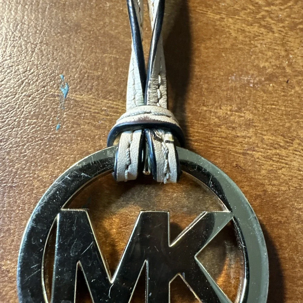 Michael Kors Beige-Blackleather and Gold Keychain/Key Fob